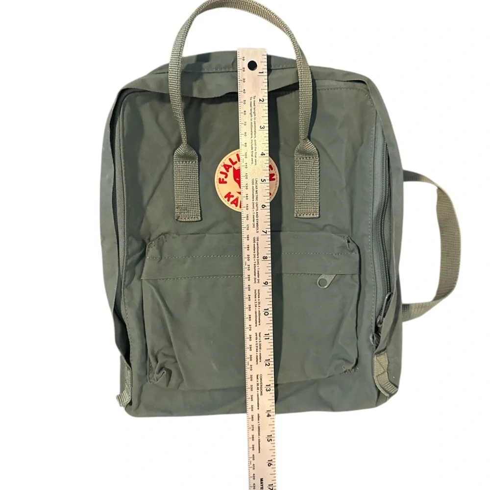 Fjallraven Kånken Olive Green Backpack - Picture 4 of 10